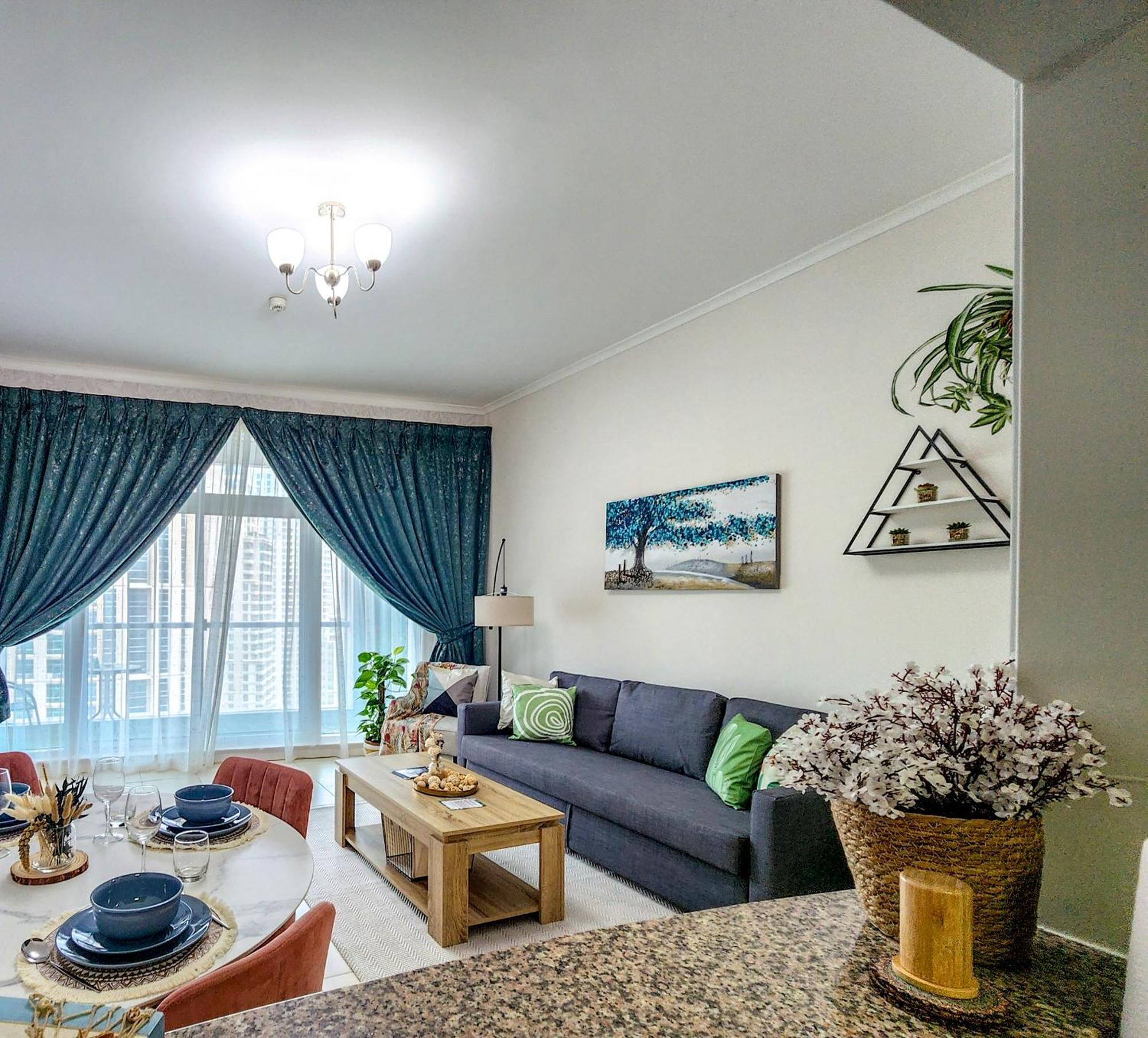 Stunning 1 Bedroom In Marina * Dubai